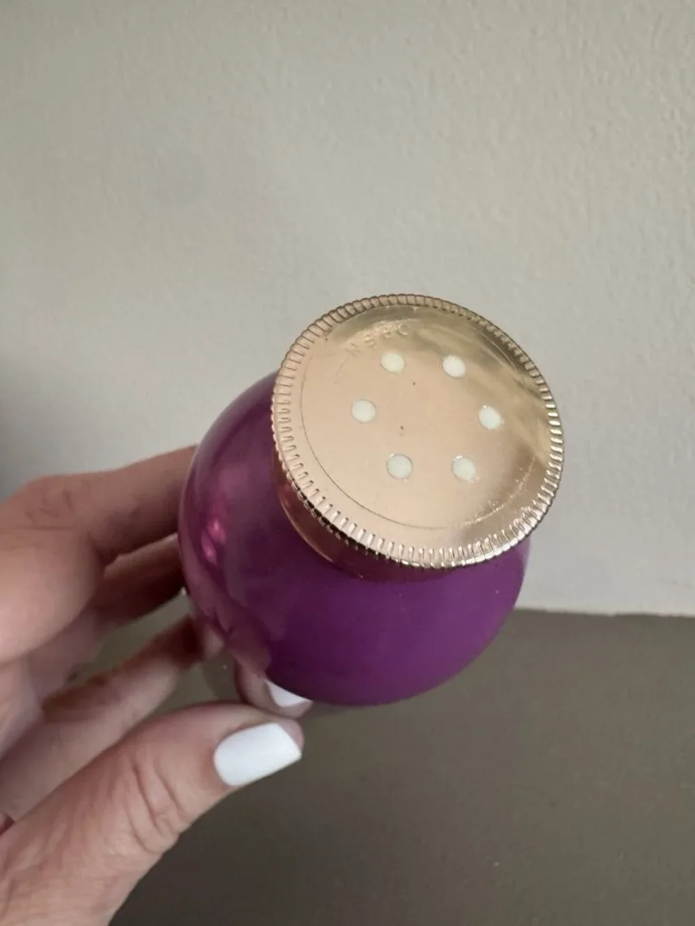 Vintage Mary Kay Acapella Silkening Body Powder 3.5oz NEW Scented Unopen Dented - Picture 4 of 8